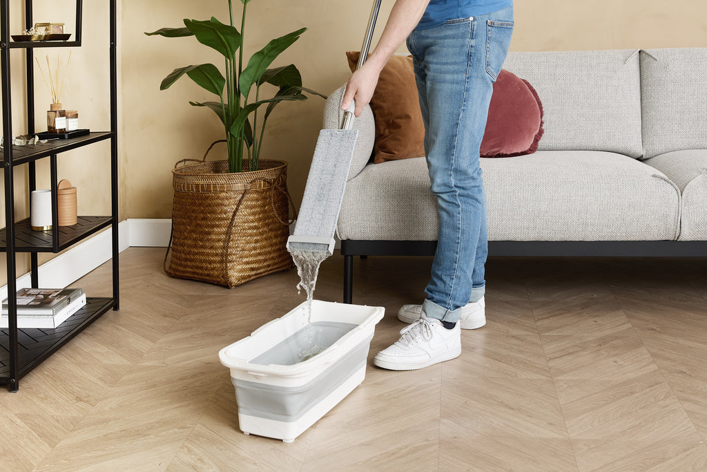 Zelfreinigende dweilset incl. opvouwbare emmer + 4 moppen