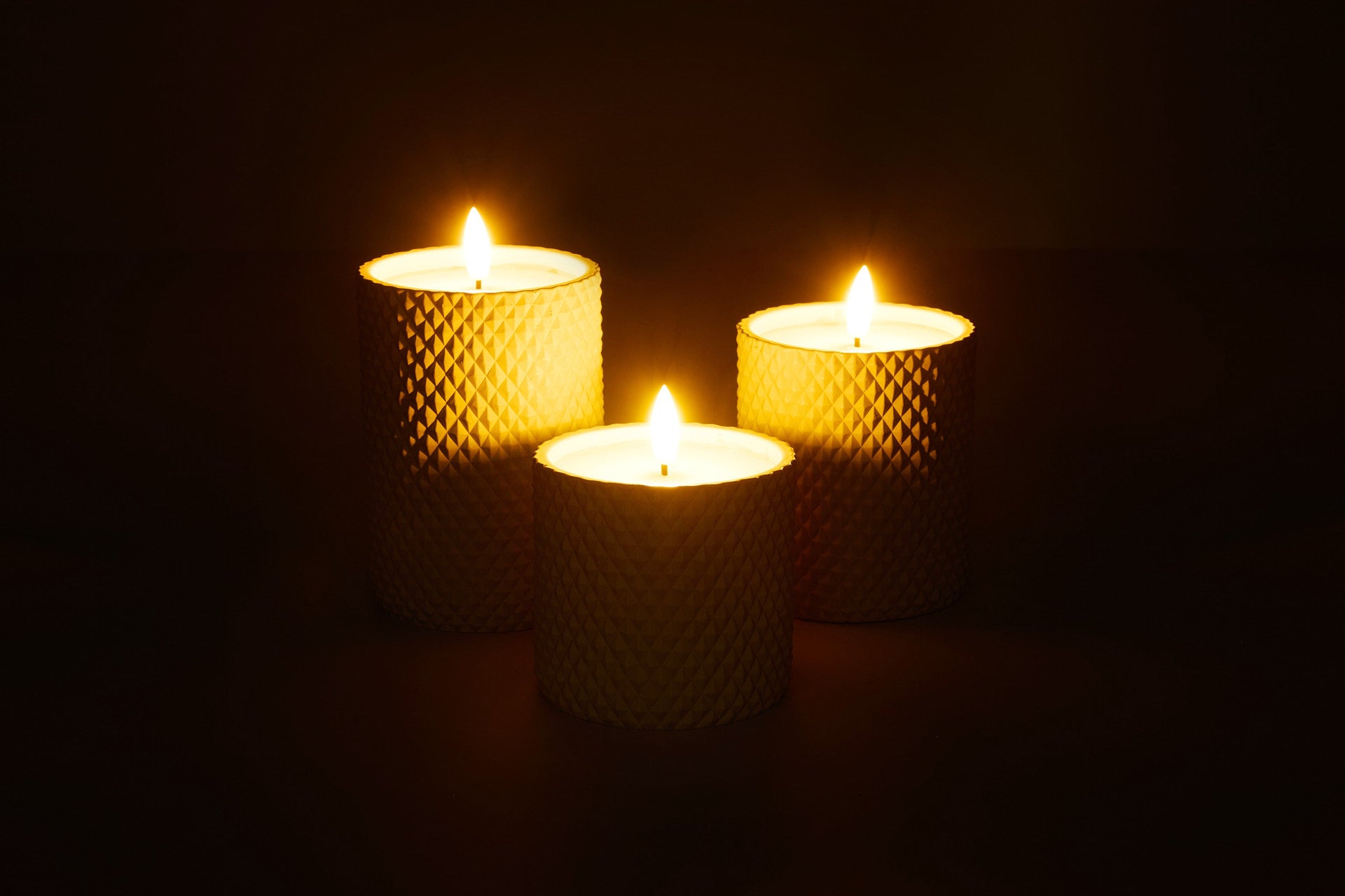 LED kaars set/3 - met cement incl. timer kabel lichtgrijs
