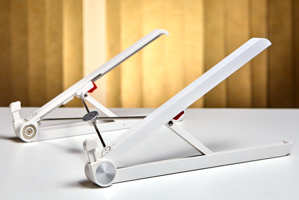 Compacte laptoptafel