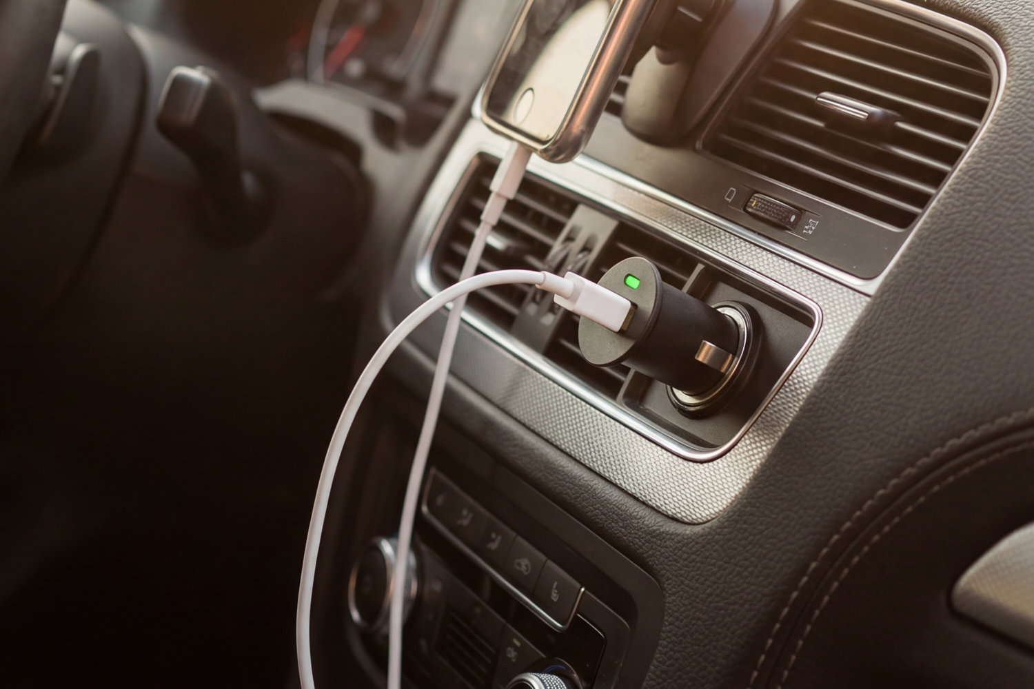 Car charger USB - Zwart (1x)